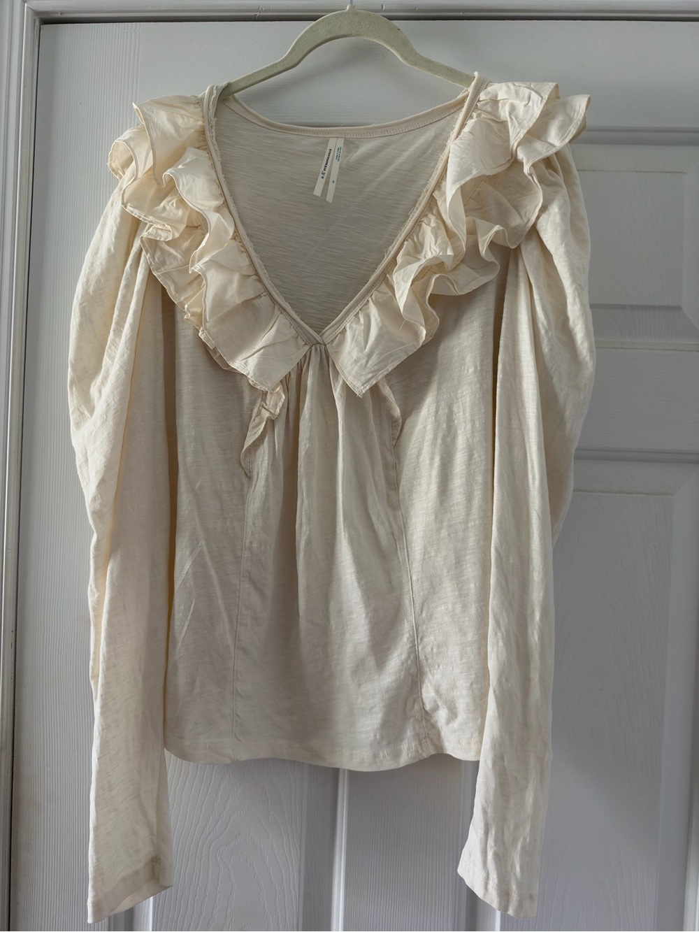 Anthropologie Cream Ruffle V-Neck Long Sleeve Blouse